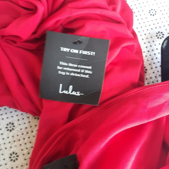 Lulu's one shoulder hot red long dress size small - Picture 3 of 4